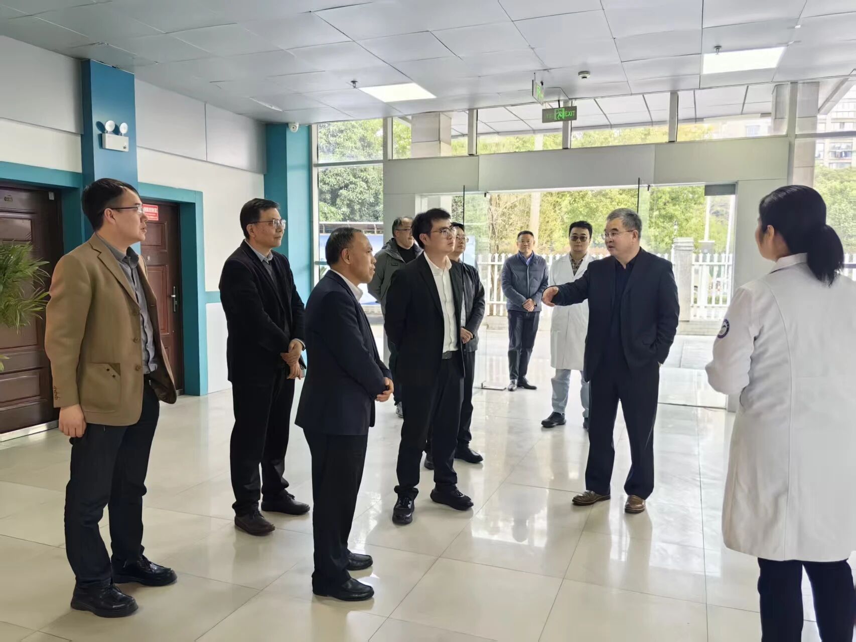 浙江省立同德医院领导一行来铜陵市医科院进行工作交流